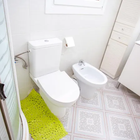 Central Lloret De Mar Apartment Modern Comfort City Views