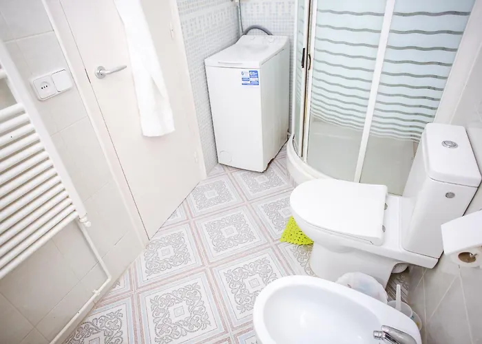 Design Modernist * リョレート・デ・マル